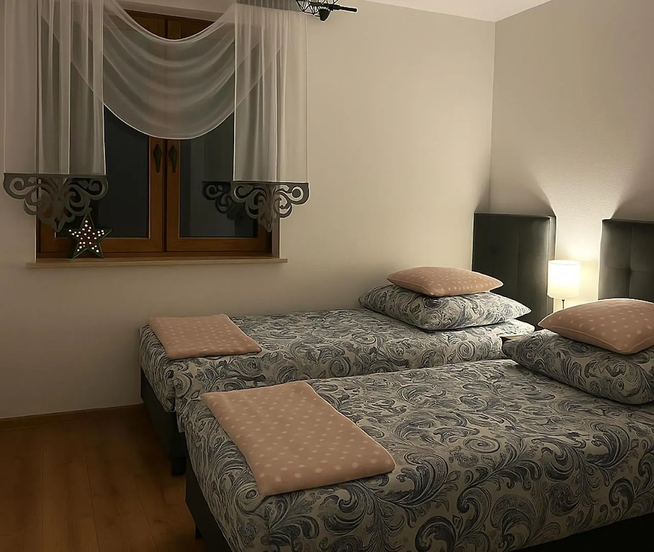 זקופאנה Apartamenty U Moni 0*,  פולין